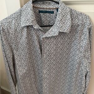 Perry Ellis Men's Black and White Patterned Shirt (Large)